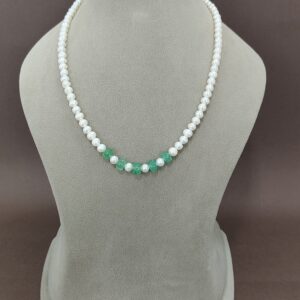EVAARAZ White Freshwater Pearl Necklace with Green Beads