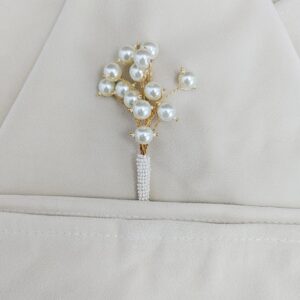 Pearl spray cluster brooch with gold stem detailing